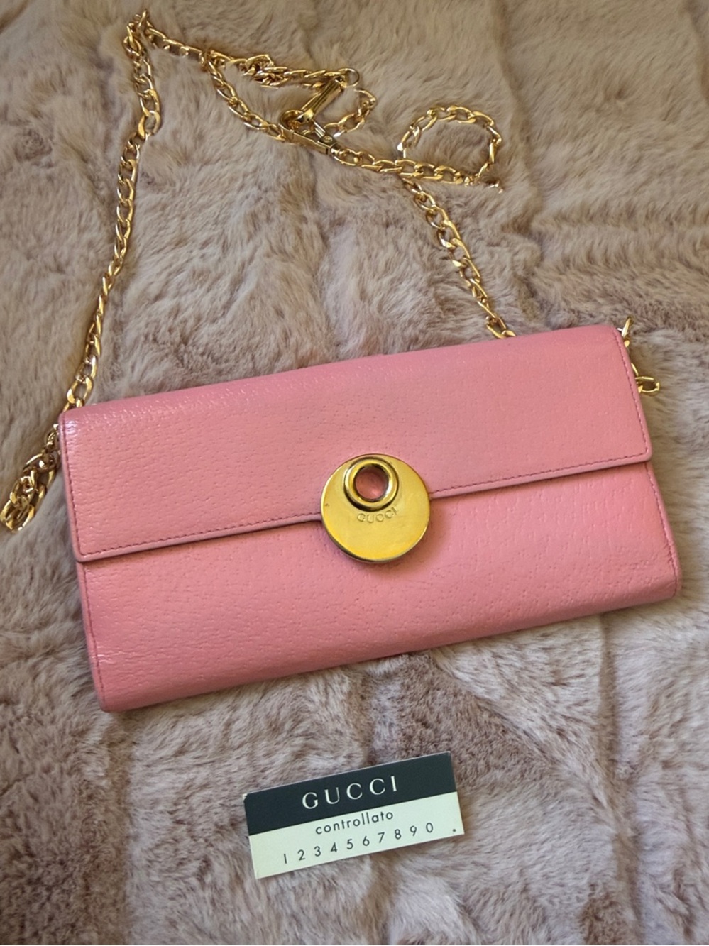 Gucci Pink Leather Wallet with Gold-Tone Hardware
